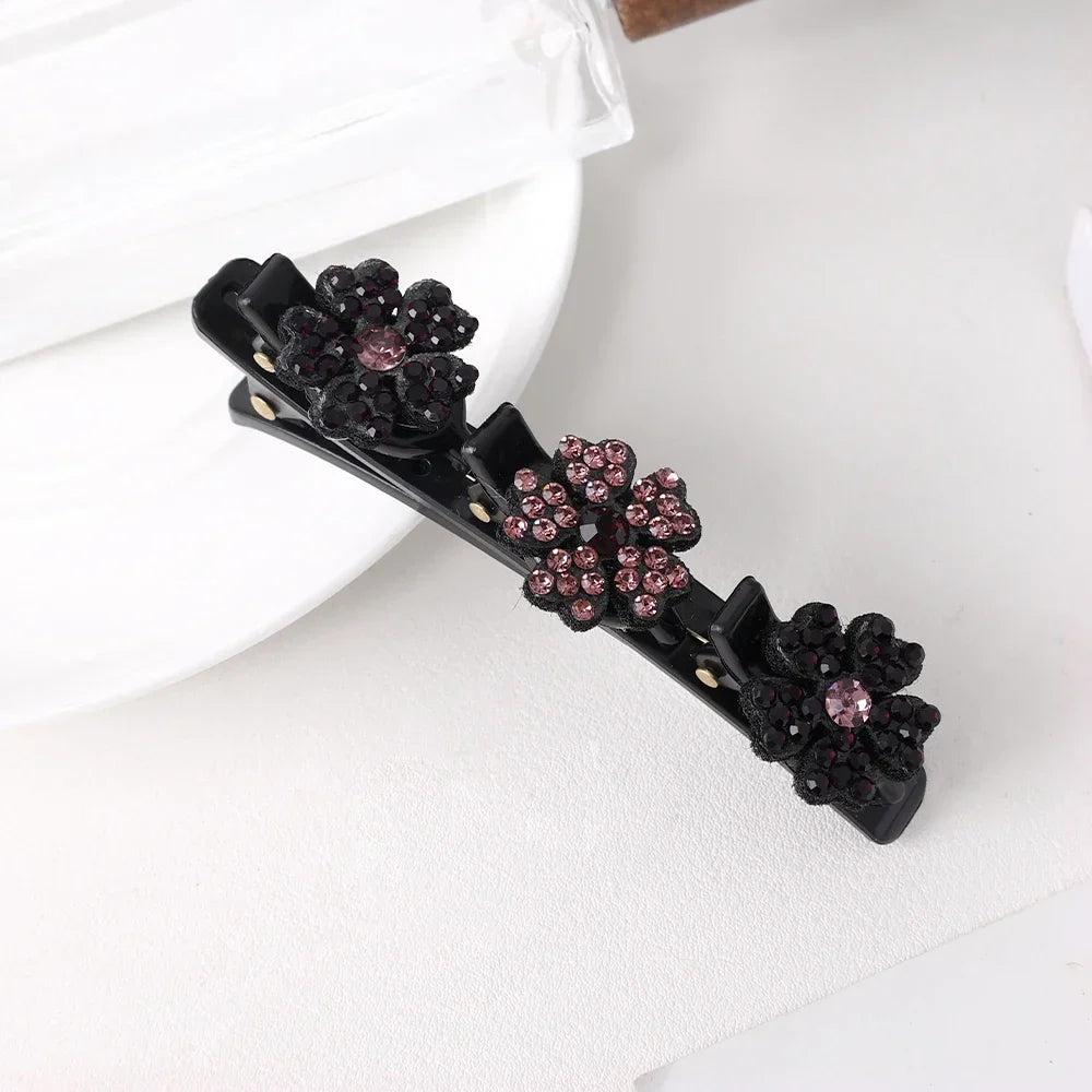 Barrette fleur pour femme.