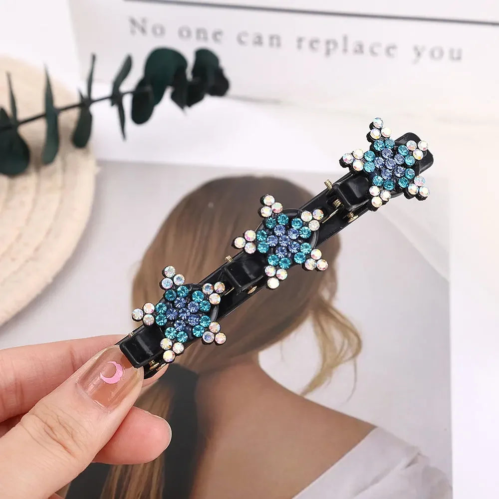 Barrette fleur pour femme.