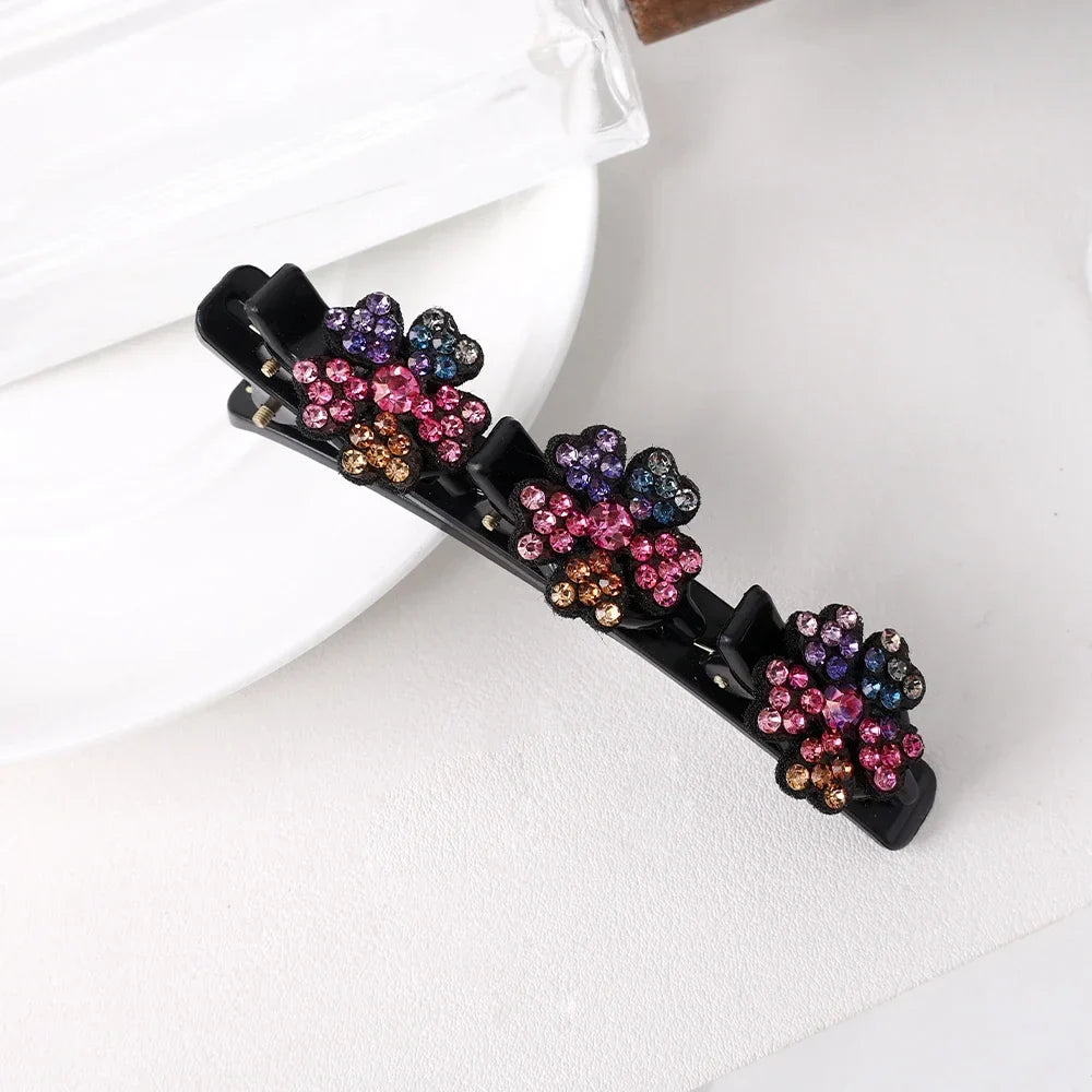 Barrette fleur pour femme.